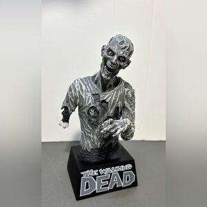 THE WALKING DEAD ZOMBIE VINYL BUST BANK - 8" TALL - used!